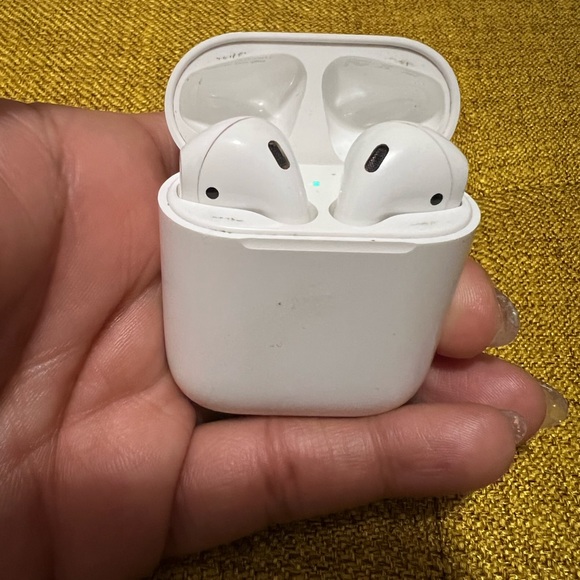 Apple Other - AirPod Generation 1